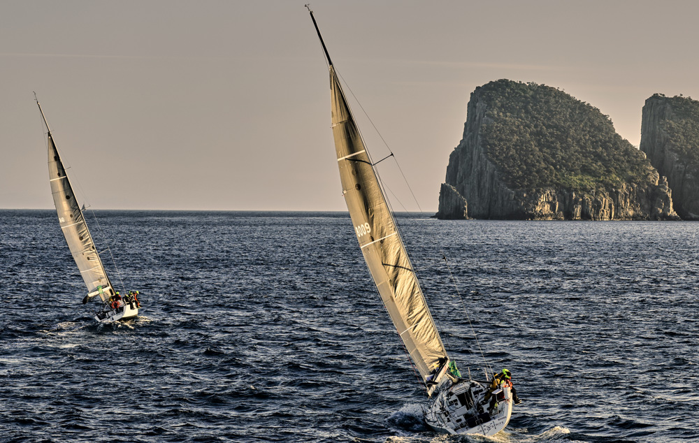 Mako leading Trouble & Strife.    Image: Rolex | Carlo Borlenghi