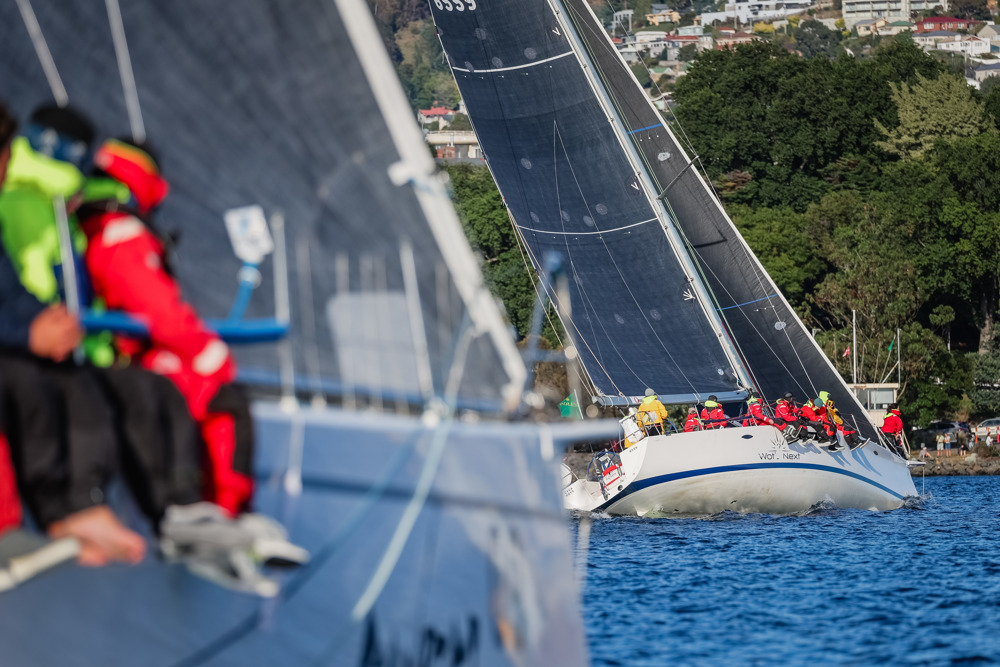 Kanreki chasing Wots Next to the finish line   Image: CYCA | Salty Dingo