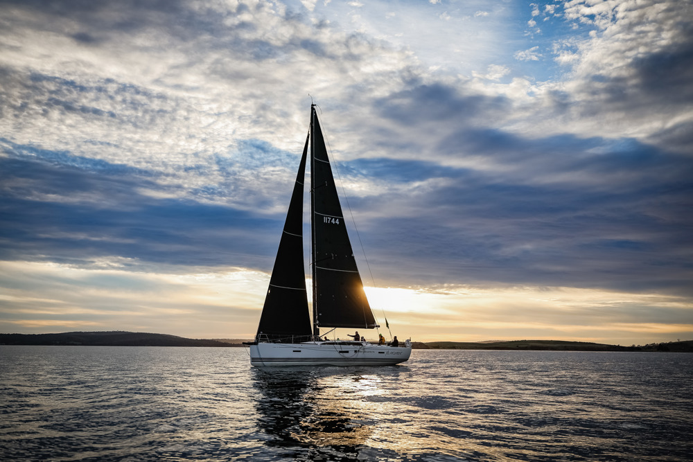 XS Moment at sunrise    Image: CYCA | Salty Dingo