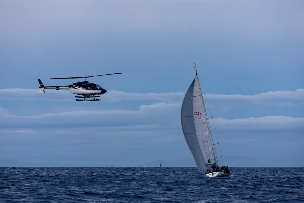 BACARDI, Sail n: SM377, OWNER/SKIPPER: Brett Averay, STATE: VIC, DESIGN: Peterson 44, LOA: 13.3, CLASS: PHS, YEAR BUILT: 1978