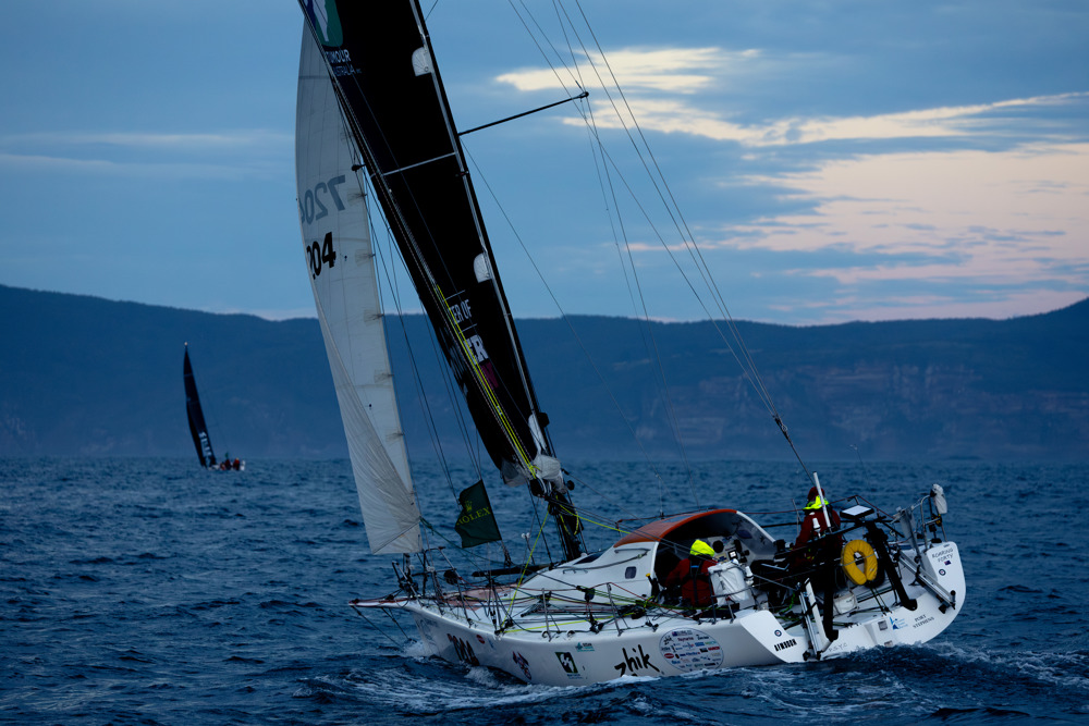 ROARING FORTY (DH), Sail n: 7204, OWNER/SKIPPER: Kevin Le Poidevin/Darrell Greig, STATE: NSW, DESIGN: Lutra Boc Open 40, LOA: 12.2, CLASS: IRC, YEAR BUILT: 1997