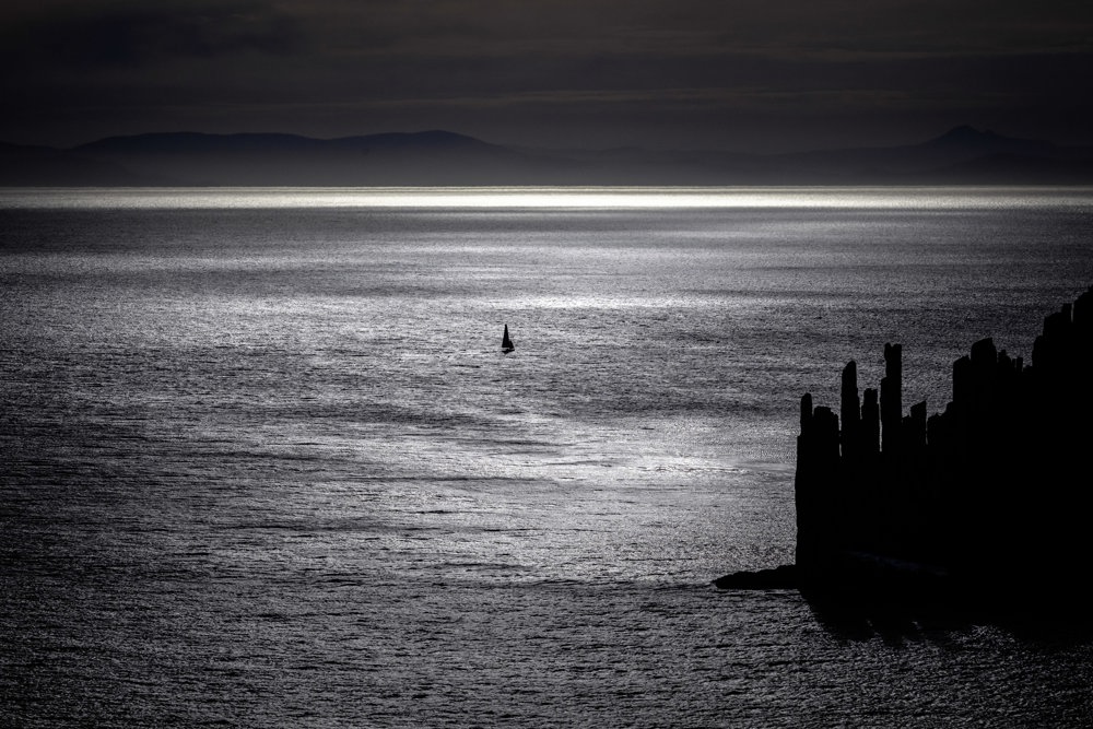 SCARLET RUNNER, Sail No: SM13, Owner and Skipper: Rob Date, Club: SYC, VIC, Design: Carkeek 43, LOA (m): 13.1, Year: 2022