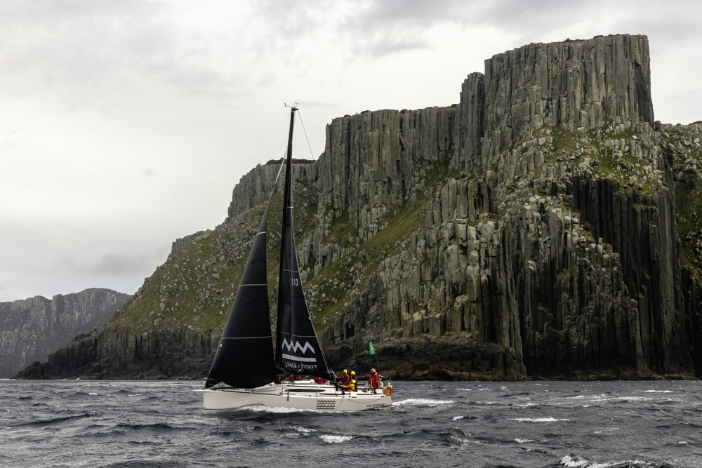 DASHER+FISHER HOW BIZARRE, Sail No: S13, Owner and Skipper: Scott Robinson, Club: RMYS, VIC, Design: Seaquest Reichel/Pugh 36, LOA (m): 10.93, Year: 2008