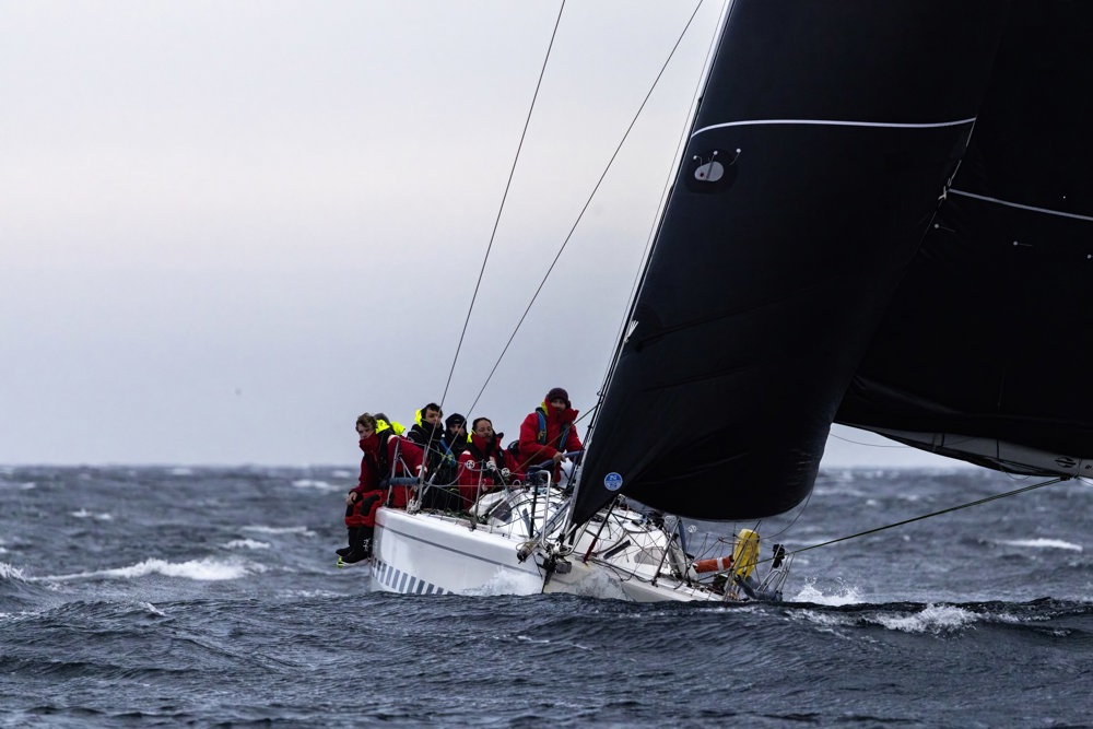 EYE CANDY, Sail No: FRA-9777, Owner and Skipper: Thierry & Malo Leseigneur, Club: BYC/RYCT, TAS, Design: Sydney 38, LOA (m): 11.8, Year: 2002