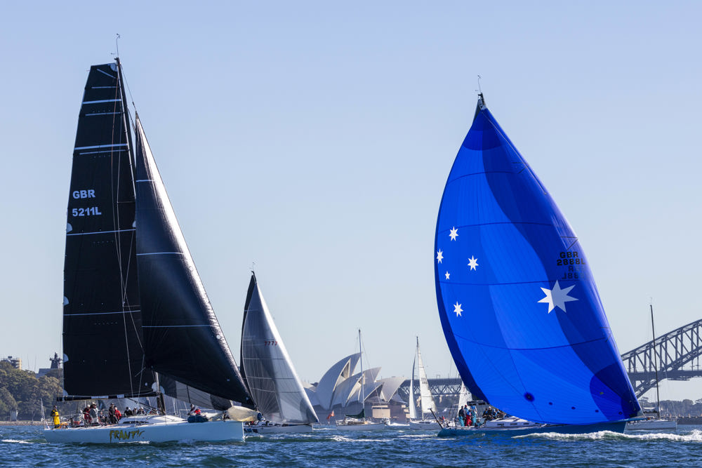 Noakes Sydney Gold Coast 2026 Start - Antipodes leading Frantic
