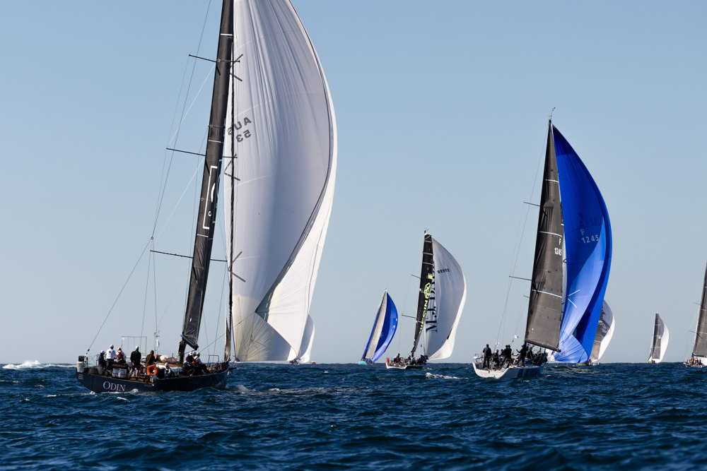 Noakes Sydney Gold Coast 2026 Start - Out the heads