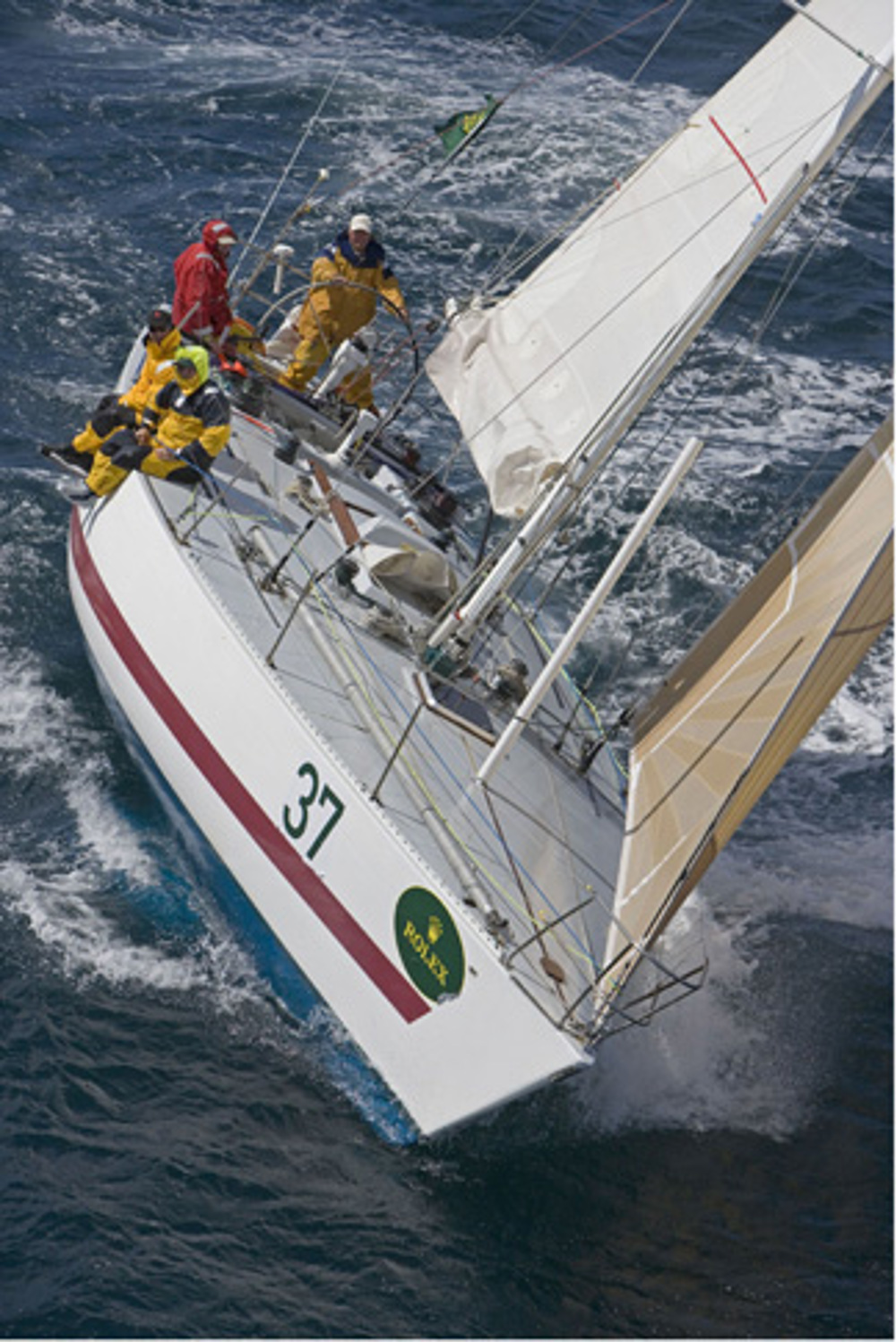 Bacardi during day two of the Rolex Sydney Hobart 2006