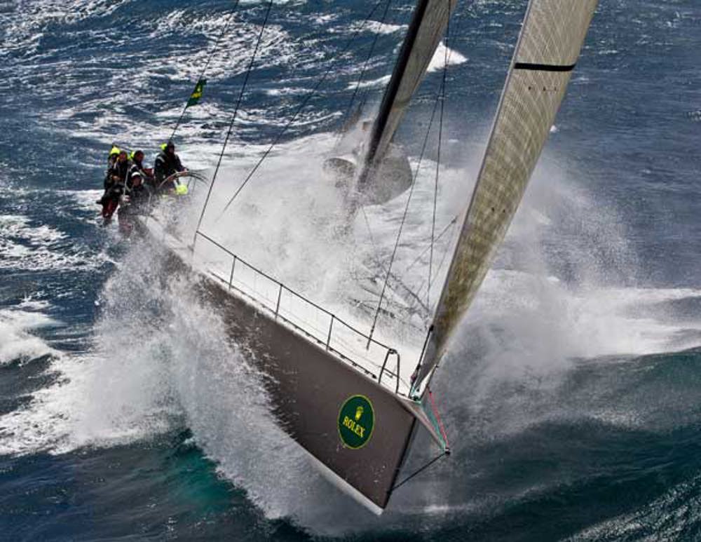 Ran's crew enjoyed great surfing conditions to Tasman Island