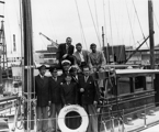 Lauriana crew - 1952 SHYR Radio Relay Vessel - CYCA Archives
