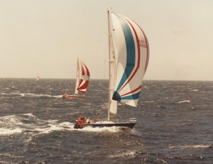 Indulgence leading Marloo - 1983 SHYR - Photo Richard Bennett - CYCA Archives