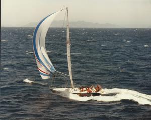 Indulgence - 1983 SHYR - Photo Richard Bennett - CYCA Archives