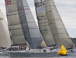Limit and Lahana approach Victor turning mark just after the start of the Rolex Sydney Hobart