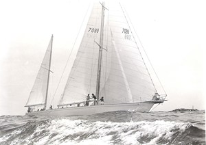 Windward Passage (7099) - 1975 SHYR - CYCA Archives
