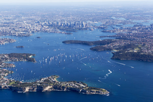 SAILING - Land Rover Sydney to Gold Coats 2015
25/07/2015
ph. Andrea Francolini
Fleet leaving Sydney Harbour