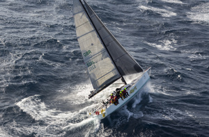 25, FRANTIC (NSW), Sail No: GBR5211L, Design: Tp52 Donovan, Owner: Michael Martin, Skipper: Michael Martin