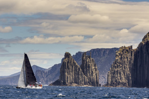 71, BALANCE (NSW), Sail No: 7771, Design: Tp52, Owner: Paul Clitheroe, Skipper: Paul Clitheroe