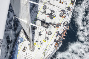 17, MAXI RAGAMUFFIN (AUS), Sail No: 7007, Design: Frers 79, Owner: Nant Whiskey, Skipper: Keith Batt