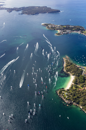 SAILING - Land Rover Sydney to Gold Coast 2016
30/07/2015
ph. Andrea Francolini
FLEET