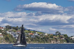 Mascalzone Latino 32 approaching the finish