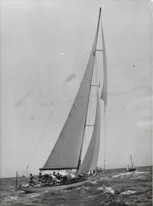 Even - 1955 SHYR - Owner, F.J. Palmer - CONSOLIDATED PRESS - CYCA Archives