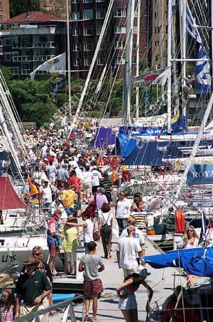 2000 SHYR N83LR - CYCA Archives