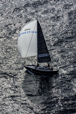 WHITE BAY 6 AZZURRO, Sail No: 3430, Owner: Shane Kearns, Skipper: Shane Kearns, Design: S&S 34