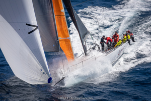 08, GWEILO, Sail No: 052, Owner: Matthew Donald/Chris Townsend, Skipper: Matthew Donald, State: NSW, Design: TP52, LOA: 15,9