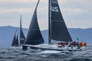 QUEST, Sail No: 52002, Owner/Skipper: Craig Neil, State: NSW, Design: TP52, LOA: 15.9