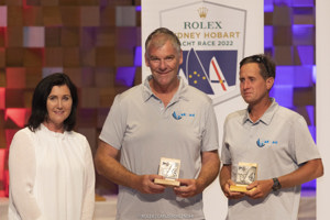 Kate Dean (TasPorts), Peter Elkington (owner/co-skipper, Pacman) and Scott Cavanough (co-skipper, Pacman). 