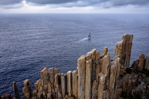 LAWCONNECT, Sail no: SYD 1000, Owner: Christian Beck, Design: Juan K 100 Custom, Country: AUS