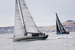 Caro leading Smuggler approaching the finish