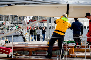 Oroton Drumfire arriving in Hobart
