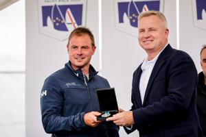 Alive crewmember receiving his Winners Medallion from Tasmanian Premier Jeremy Rockliff