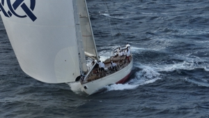 Hoek Tc78 Oroton Drumfire heading to Sydney having rounded Bird Island.   Image courtesy High Impressions Media.