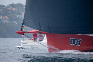 Master Lock Comanche crossing the line.   Image: CYCA | David Hislop