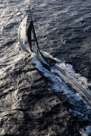 LAWCONNECT, Sail n: SYD1000, OWNER/SKIPPER: Christian Beck, STATE: NSW, DESIGN: Juan K 100 Custom, LOA: 30.5, CLASS: IRC, YEAR BUILT: 2008