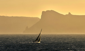 XS Moment making progress along the South East coast of Tasmania