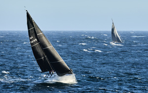 White Noise and Xanthus in close competition off Tasman Island