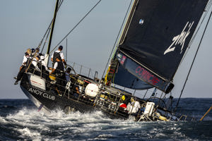 Cabbage Tree Island 2025 - Master Lock Comanche.    Image: CYCA/Andrea Francolini