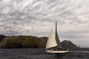 LOVE & WAR, Sail No: 294, Owner: Simon Kurts, Skipper: Stephen McCullum, Club: CYCA, NSW, Design: S&S, LOA (m): 14.2, Year: 1973