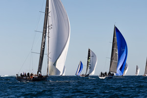 Noakes Sydney Gold Coast 2026 Start - Out the heads