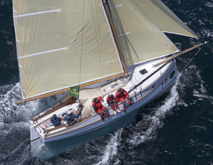 Sean Langman's Maluka following the start of the 2006 Rolex Sydney Hobart