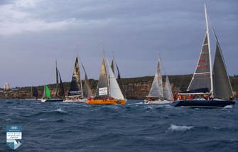 PHOTOS | Cabbage Tree Island Race start