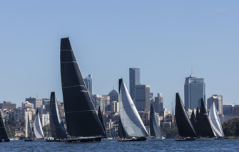 Light breeze frustrates fleet at start of 2022 Noakes Sydney Gold Coast Yacht Race