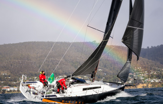 PHOTOS | Mistral, first Two-Handed boat to finish