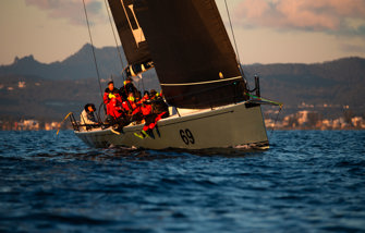 Smuggler Takes Second Across the Line, Provisionally Leads on IRC Handicap