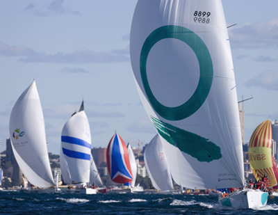 Wild Oats X hangs on to the lead