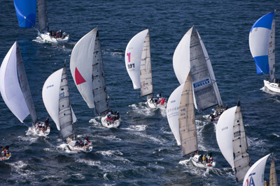 Audi Sydney Gold Coast Race Start - BoatsOnTV