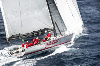 Photo Gallery: Wild Oats XI powering down the coast