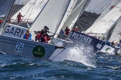 Review of Clipper Race fleet in the Rolex Sydney Hobart Yacht Race 